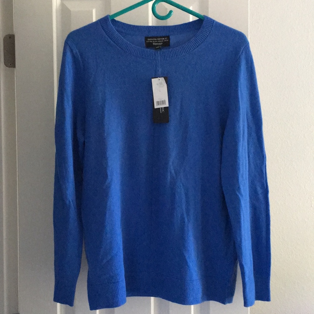 Banana Republic blue sweater NWT Size L